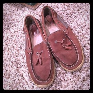 Ladies sperrys